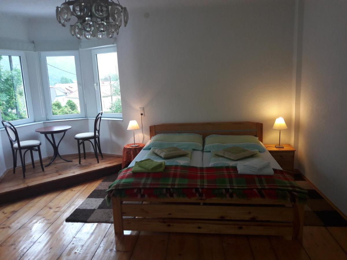 Lerchenhof Hotel Фризах Екстериор снимка