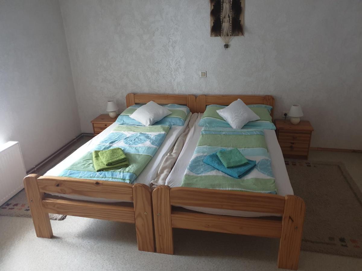 Lerchenhof Hotel Фризах Екстериор снимка