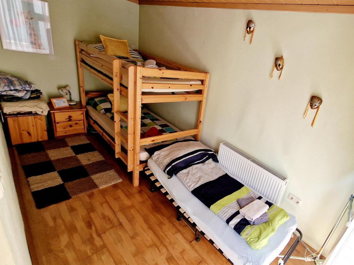 Lerchenhof Hotel Фризах Екстериор снимка